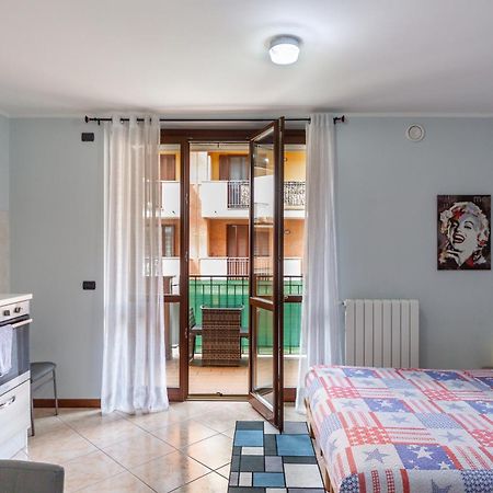 El Sol Residence - Modern House Near Milan Dresano Екстер'єр фото